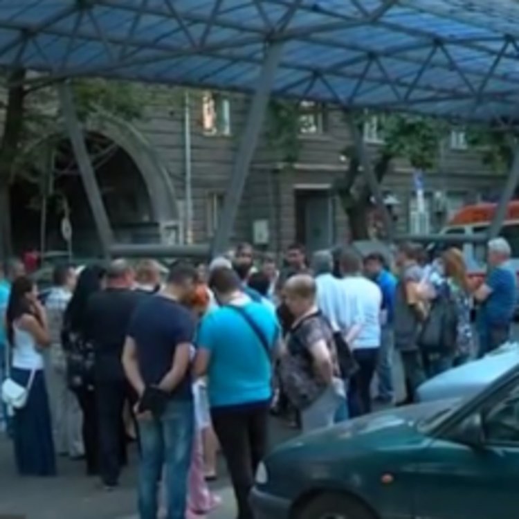 Бунт за ”несправедливи” заплати в Спешна помощ