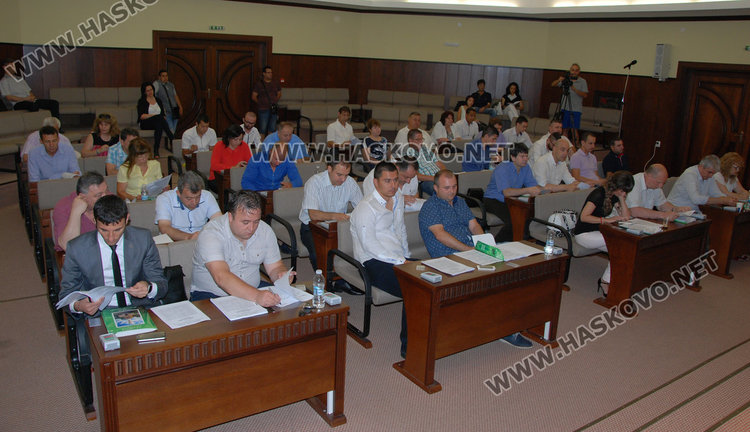 Погват кметовете-бизнесмени в Хасковско, още двама на мушката
