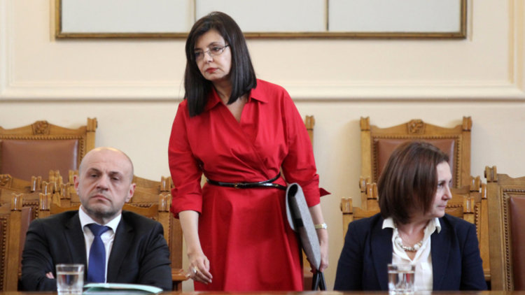 „Законът Кунева” се явява на поправителен