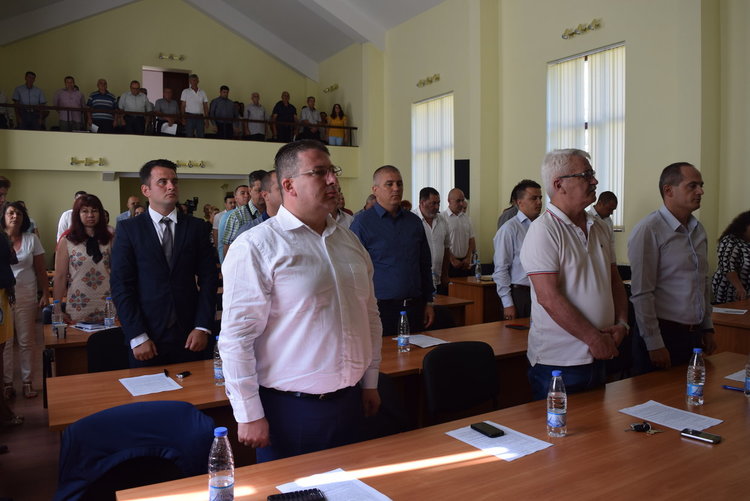 Местният парламент почете жертвите на терора в Истанбул,прие Етичен кодекс в услуга на гражданите