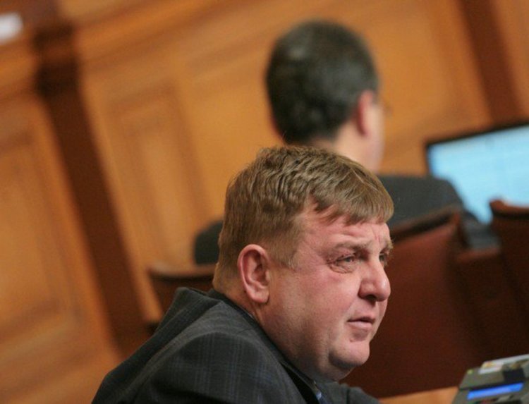 Каракачанов: Ердоган не го интересува членството в ЕС  