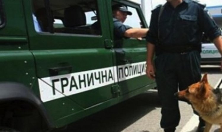 Полицията търси местни информатори за нелегални на границата