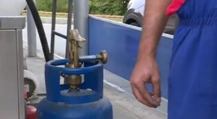 Газови бутилки се пълнят нерегламентирано по газстанции
