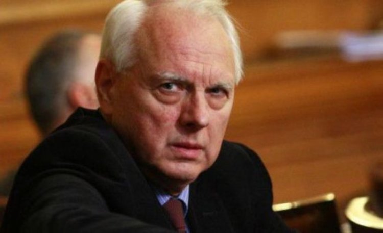 Велизар Енчев вижда чужди агенти в неправителствените организации