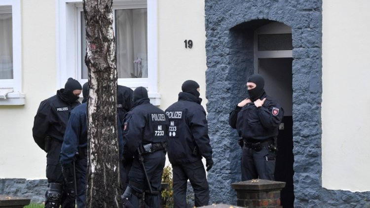Германската полиция задържа ”Проповедника без лице”