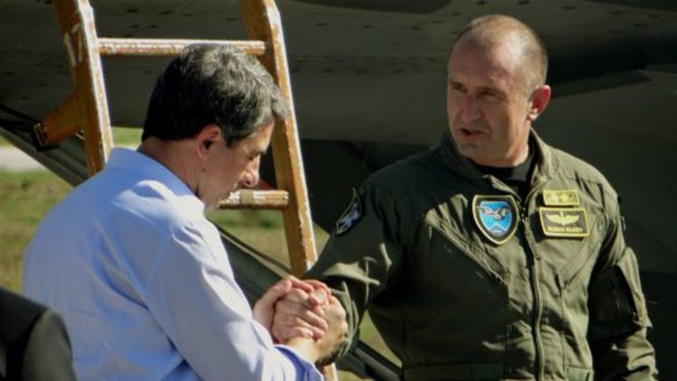 Плевнелиев се среща с Радев на "Дондуков" 2