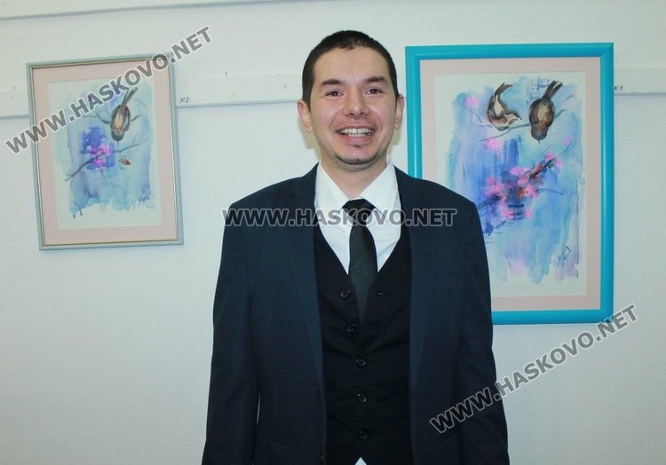 Хасковският художник Даниел Русев показва 35 творби в Димитровград