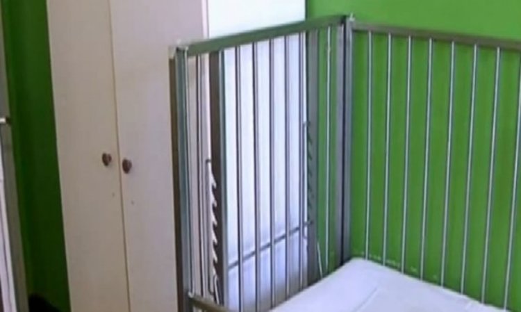 Заради остаряла кошарка: 2-годишно пострада в болница