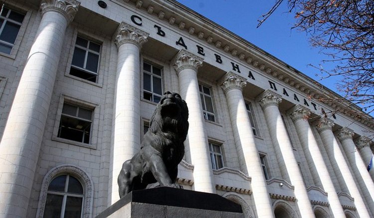Софийска градска прокуратура обвини Румен Овчаров в безстопанственост по делото "Белене"