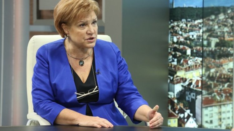 Менда Стоянова: Нямаме съвпадение по политики с Патриотичния фронт