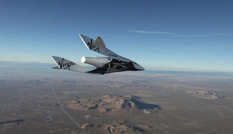 Туристическият космически самолет на Virgin Galactic извърши тестов полет