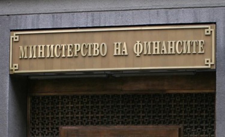 Министерство на финансите: 2016 г. си отива с излишък 3,4 млрд. лв.  