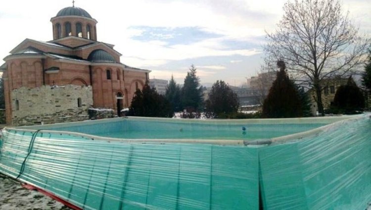 Деца от неделно училище ще вадят кръст от басейн в двора на средновековния манастир в Кърджали
