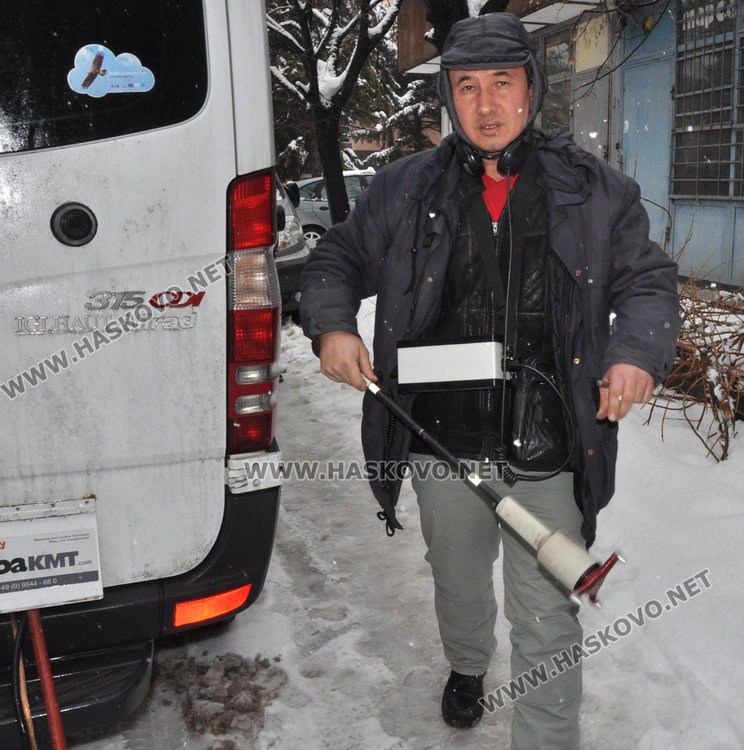 Техници от EVN Пловдив пристигнаха в МБАЛ, аварията сериозна	