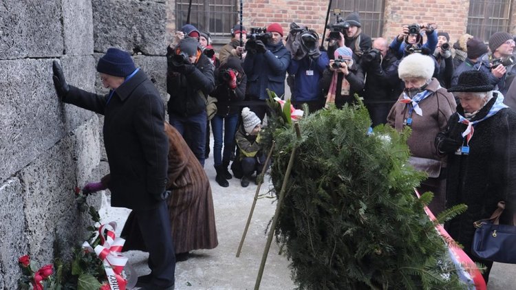 27 януари - Международен ден в памет на жертвите от Холокоста