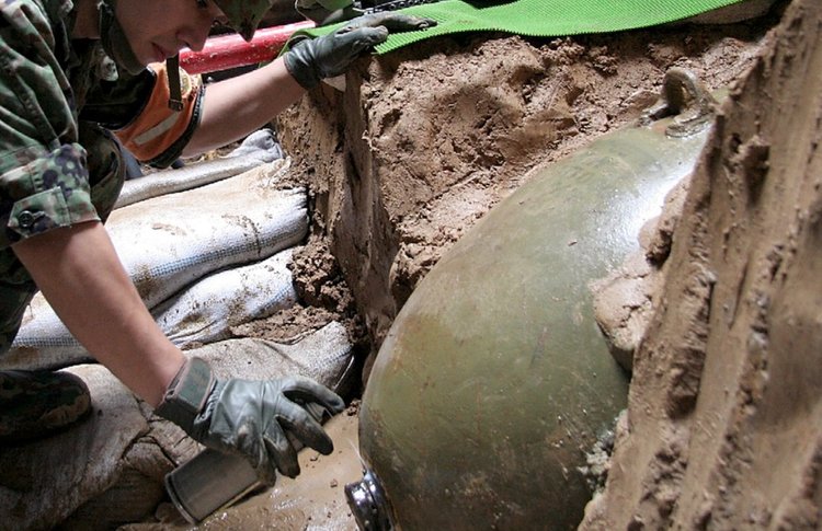 Експерти обезвредиха бомба от Втората световна