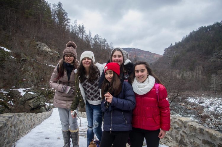 Млади фотографи от Димитровград снимаха красотата на Източните Родопи