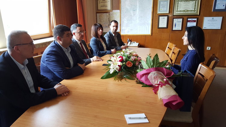 Посланичката на Азербайджан гостува на инж.Хасан Азис