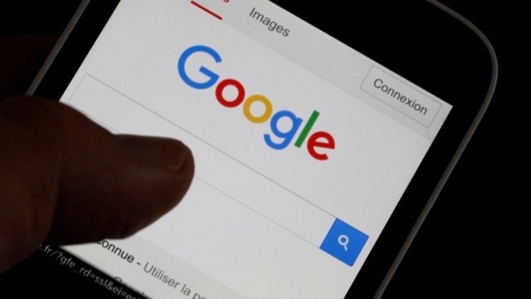 Google с нови промени по търсещите алгоритми за борба с фалшивите новини