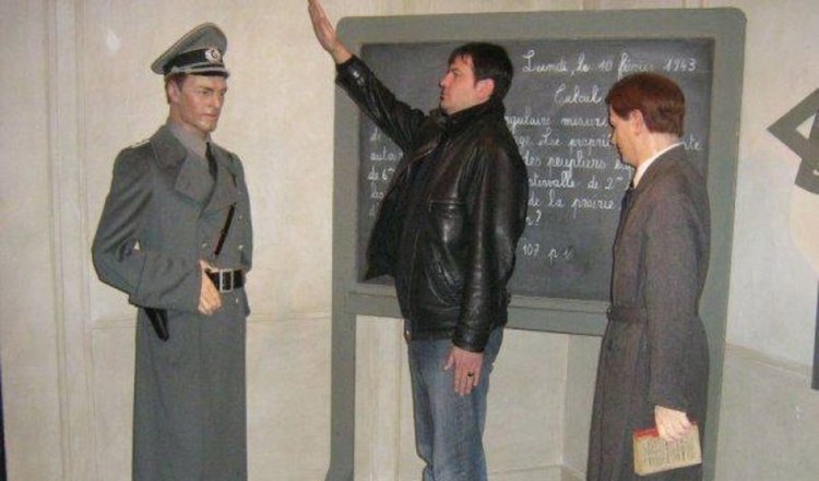 Зам.-министърът с нацисткия поздрав подаде оставка