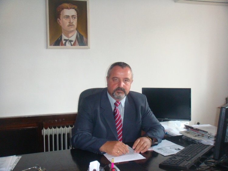 Крумовград пак се прочу,отново заловен преписвач на матурата по български език и литература