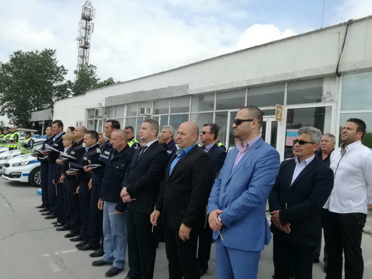 Нови 21 автомобила за районните полицейски управления в Пловдивско