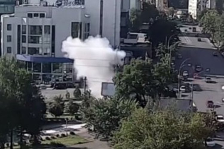 Полковник взривен в колата си при атентат в Киев (видео)
