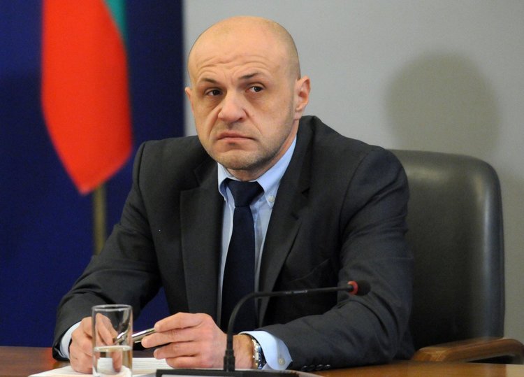 Вицепремиерът Томислав Дончев е разпитан за НДК