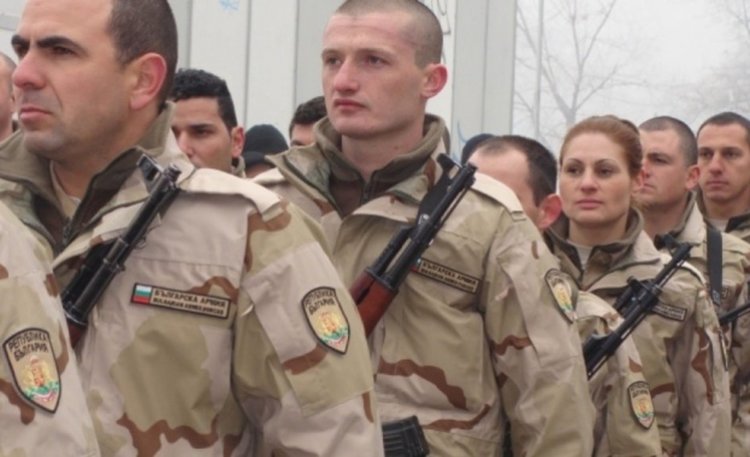България ще праща повече военни в Афганистан