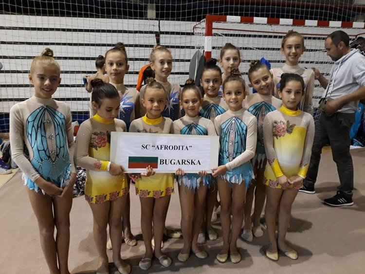 Гимнастичките от „Афродита“ с медали от международен турнир в Сараево