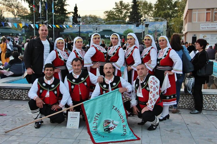 Танцьори от Черногорово с трета награда от международен фестивал