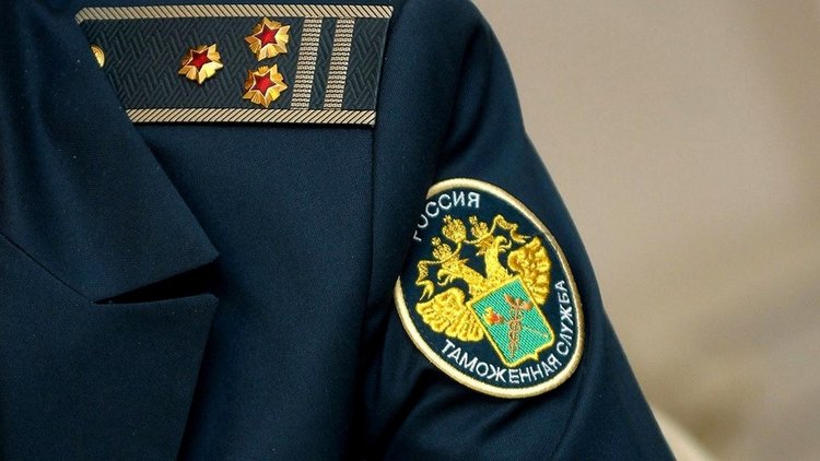 1,6 милиарда долара напуснали Русия незаконно от началото на годината