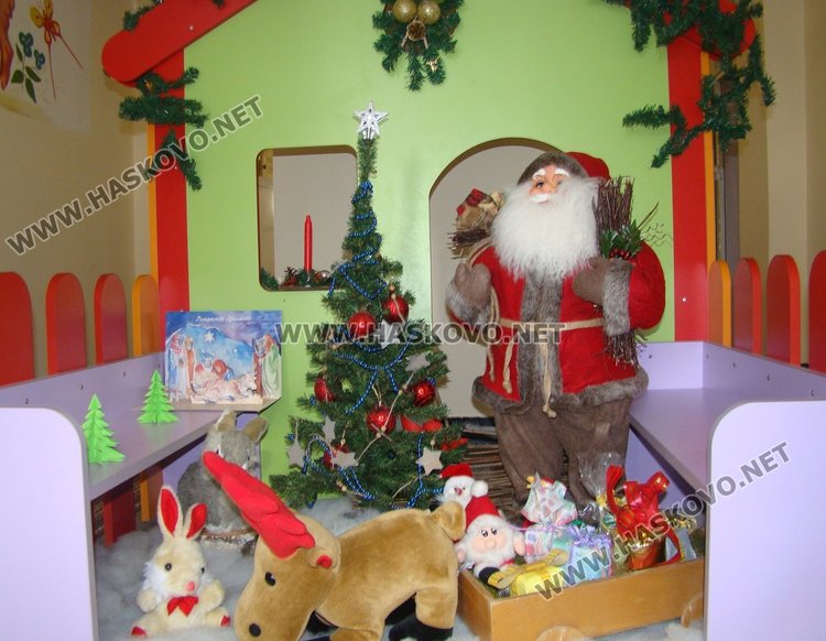 Обявиха пак конкурс за коледна украса на училища и детски градини в Димитровград