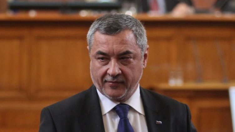 Валери Симеонов с мерки за защита на традиционната българска ракия