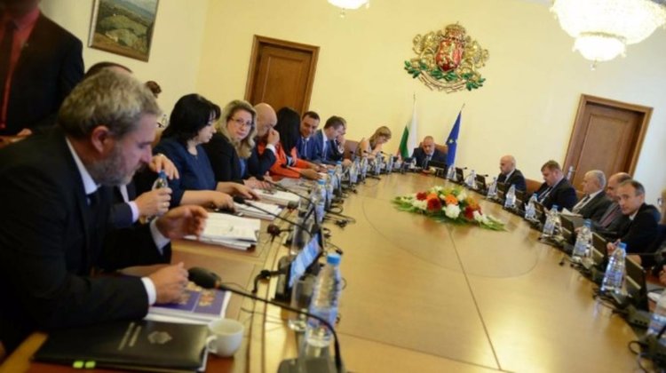 Бюджетът за отбрана да нарастне до 2% от БВП предлага правителството
