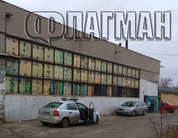 Гръмнаха шеф на завод за дограма в Бургас 
