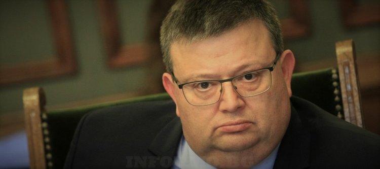 Цацаров разпореди мащабна проверка. Колко осъдени на затвор не са влезли в затвора