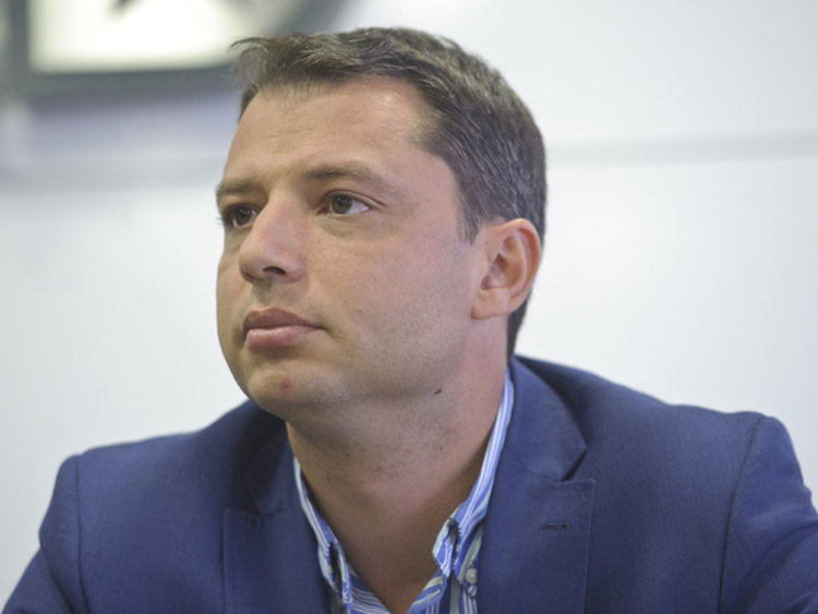 Съдът: Отказът на парламента да приеме оставката на Делян Добрев е противоконституционен
