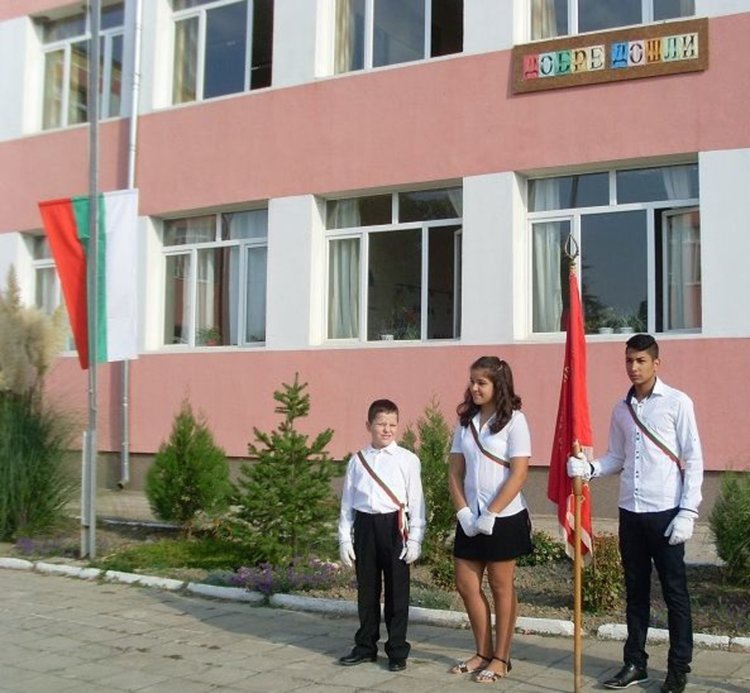 Нова паралелка открива училището в Черноконево догодина