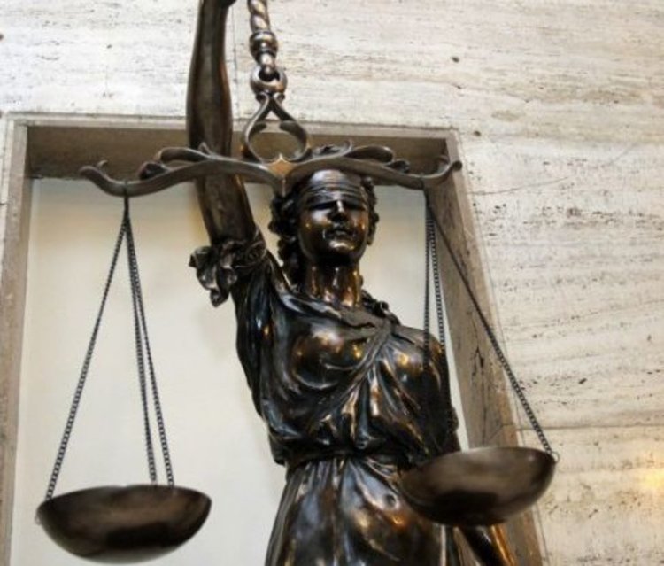 Увеличават заплатите в съдебната система с 12% 