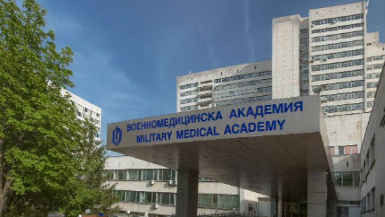 Оперираха успешно рядък тумор във ВМА 