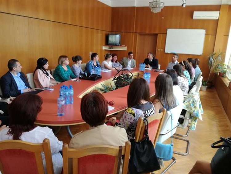 Хотелиери от Смолян и областта и полицейски шефове на среща за сигурността на туристите