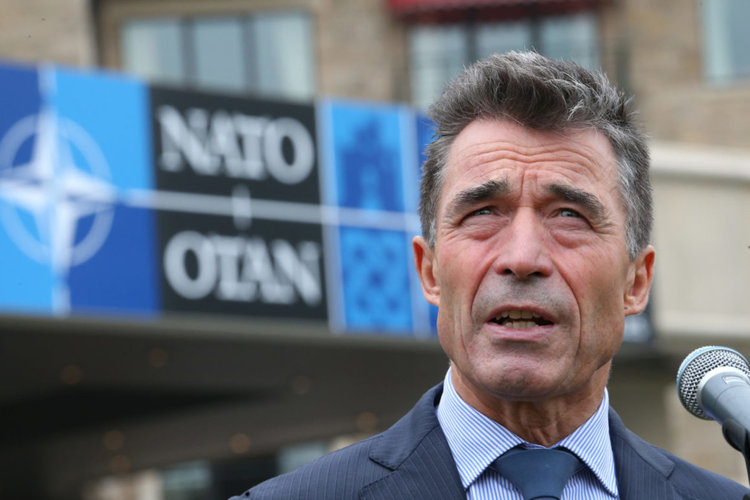 Расмусен: На Русия би отнело само няколко дни да прегази Украйна
