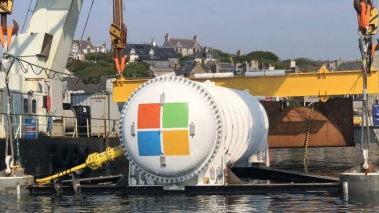 Подводният дата център на Microsoft