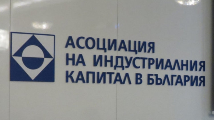 Работодателите искат президентско вето върху закона за горивата