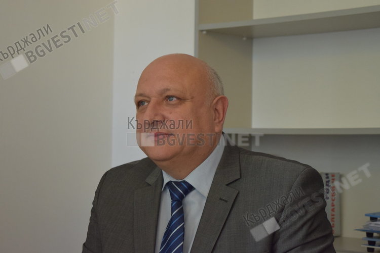 Нова апаратура за кардиологичната помощ за болниците в Кърджали и Комотини