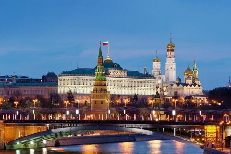 Русия продава дълга на САЩ с рекордно темпо