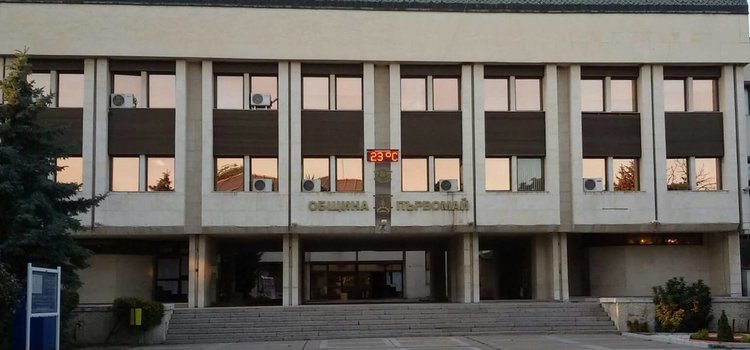 Кметът се отчита на сесията в четвъртък