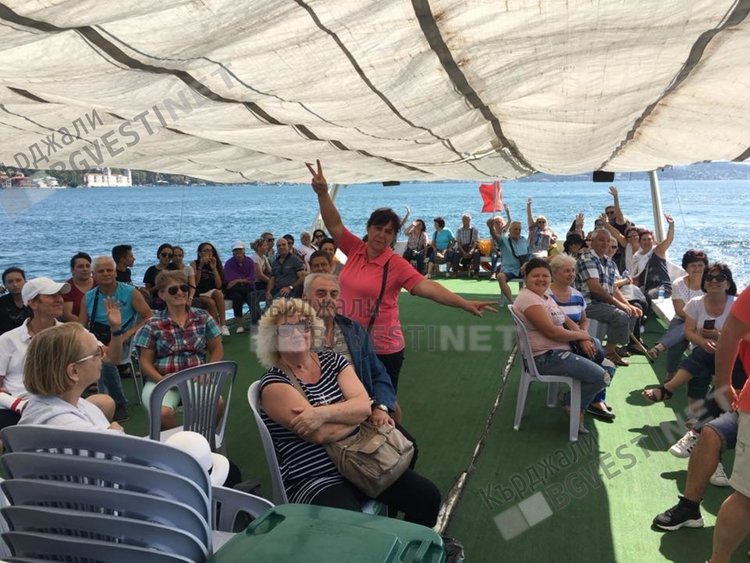 Хора с увреждания от Кърджали посетиха Истанбул, благодарят на туроператорът