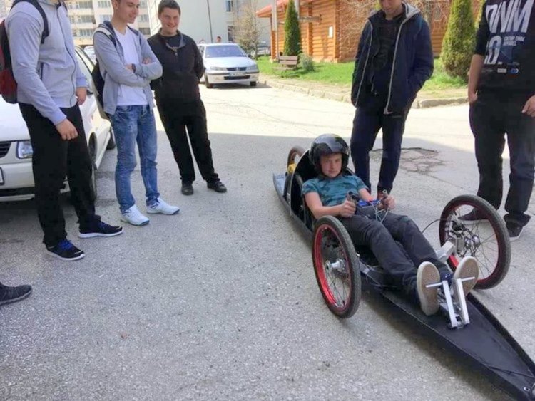 В центъра на Смолян наши ученици ще направят демонстрация на авторски изобретения